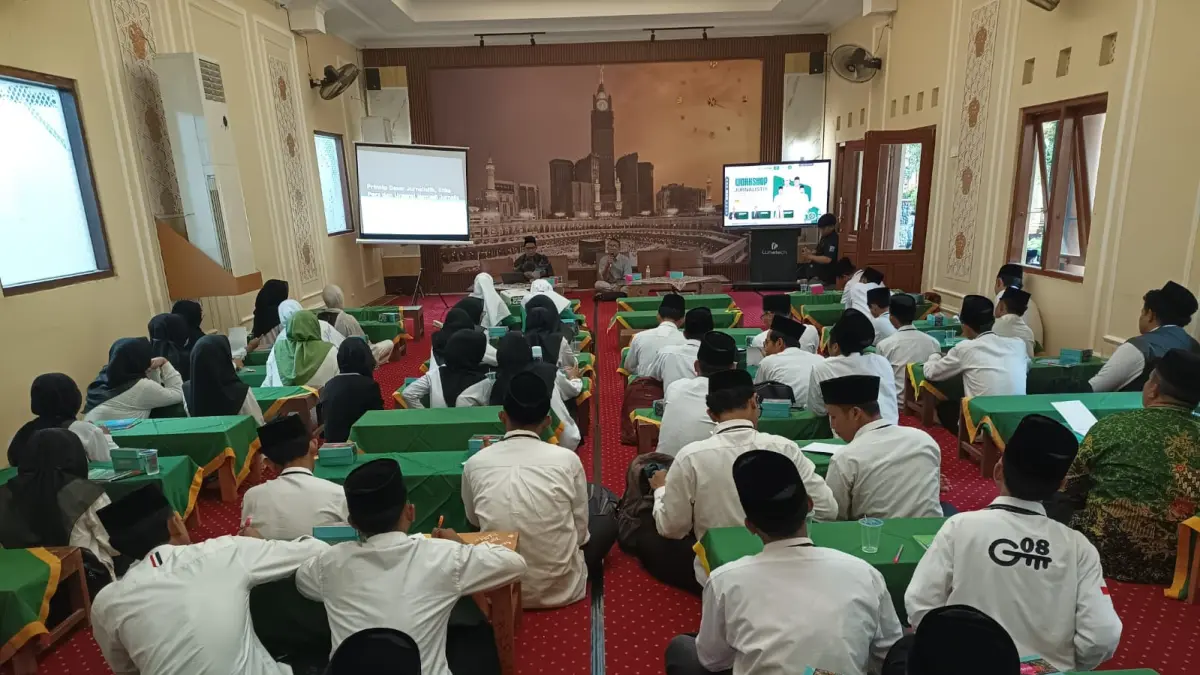 Kader Nahdlatul Ulama (NU) dari berbagai elemen kepengurusan di Kebumen antusias mengikuti pelatihan kepenulisan sebagai bagian memperkaya dakwah Islam. (M Hafied/Radar Jogja)