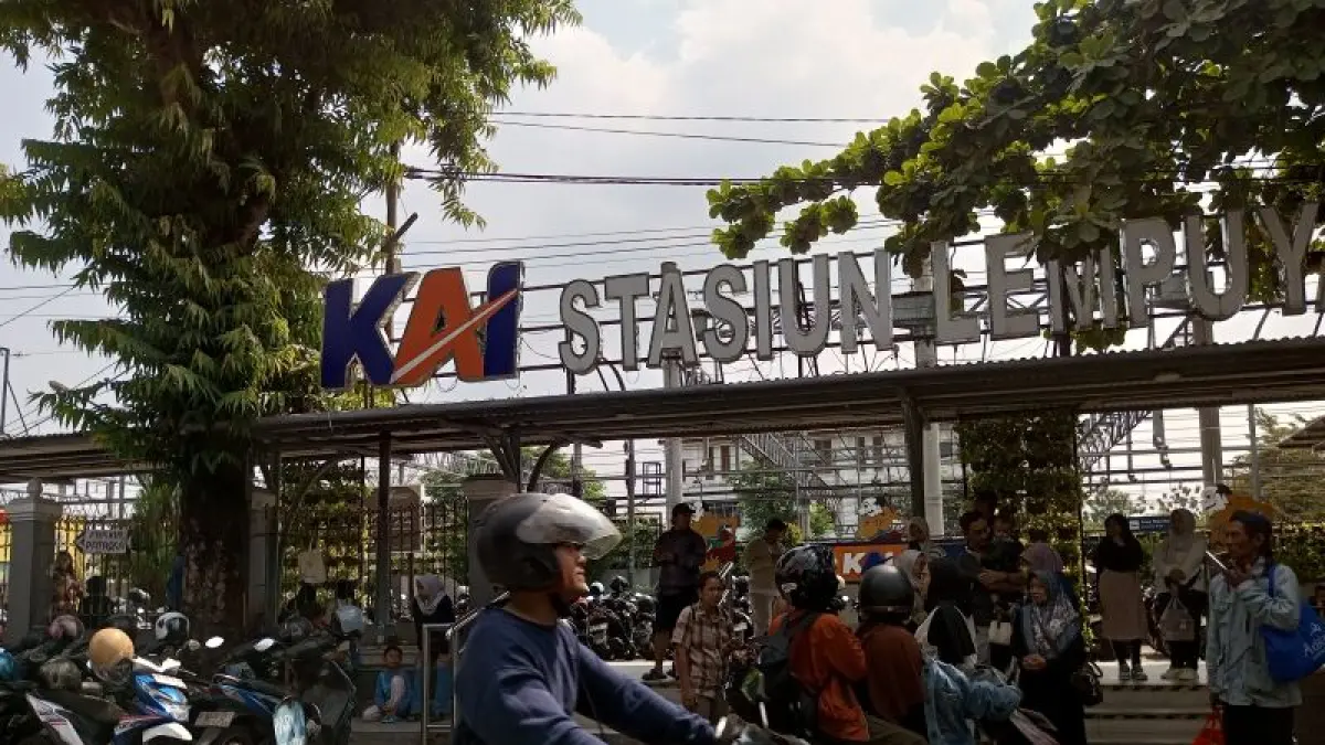 Yusuf Bastiar/Radar Jogja: Stasiun Lempuyangan berada pada posisi kedua tersibuk sepanjang semester I 2026.