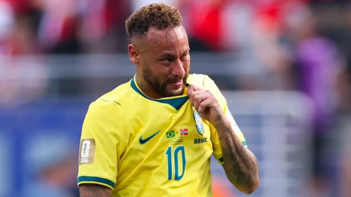 Neymar terlihat menangis setelah kekalahan Brasil dari Norwegia di babak 16 besar Piala Dunia 2026.