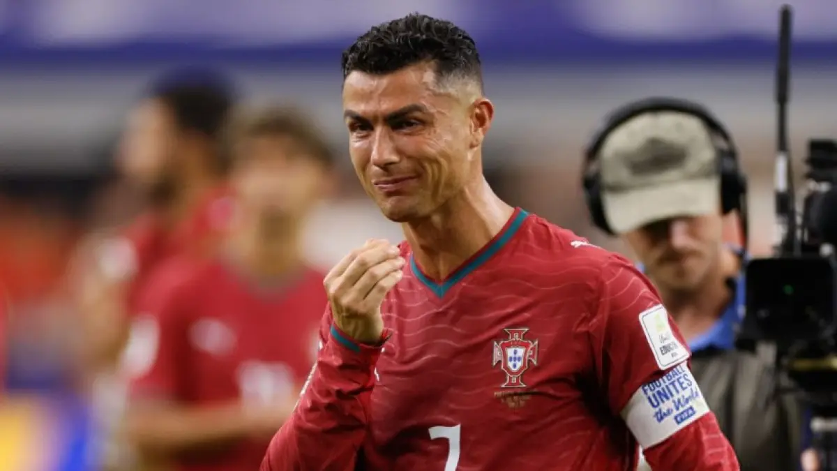 Cristiano Ronaldo menangis usai kekalahan dari Spanyol di Piala Dunia 2026 (Foto X)