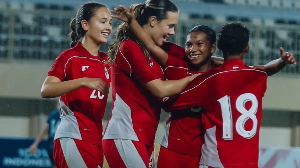 Timnas Putri Indonesia dalam laga persahabatan di Stadion Maguwoharjo.