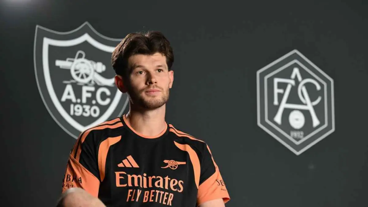 Illan Meslier resmi menjadi pemain anyar Arsenal.