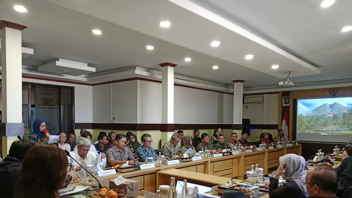 KUNKER: Kunjungan Komisi IV DPR RI ke Balai TNGM Jumat (10/7/2026). Membahas soal penegakan pendakian ilegal ke Gunung Merapi. Delima Purnamasari/Radar Jogja