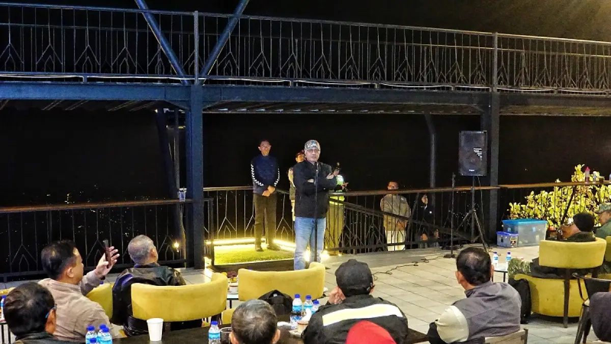 PAPARAN: Bupati Magelang saat melaksanakan kegiatan kolaborasi RAD, implementasi sistem Merit, penandatanganan komitmen bersama Manajemen Talenta, serta Gerakan Aparat Sapa Warga Kabupaten Magelang. Dok: Prokompim Kabupaten Magelang