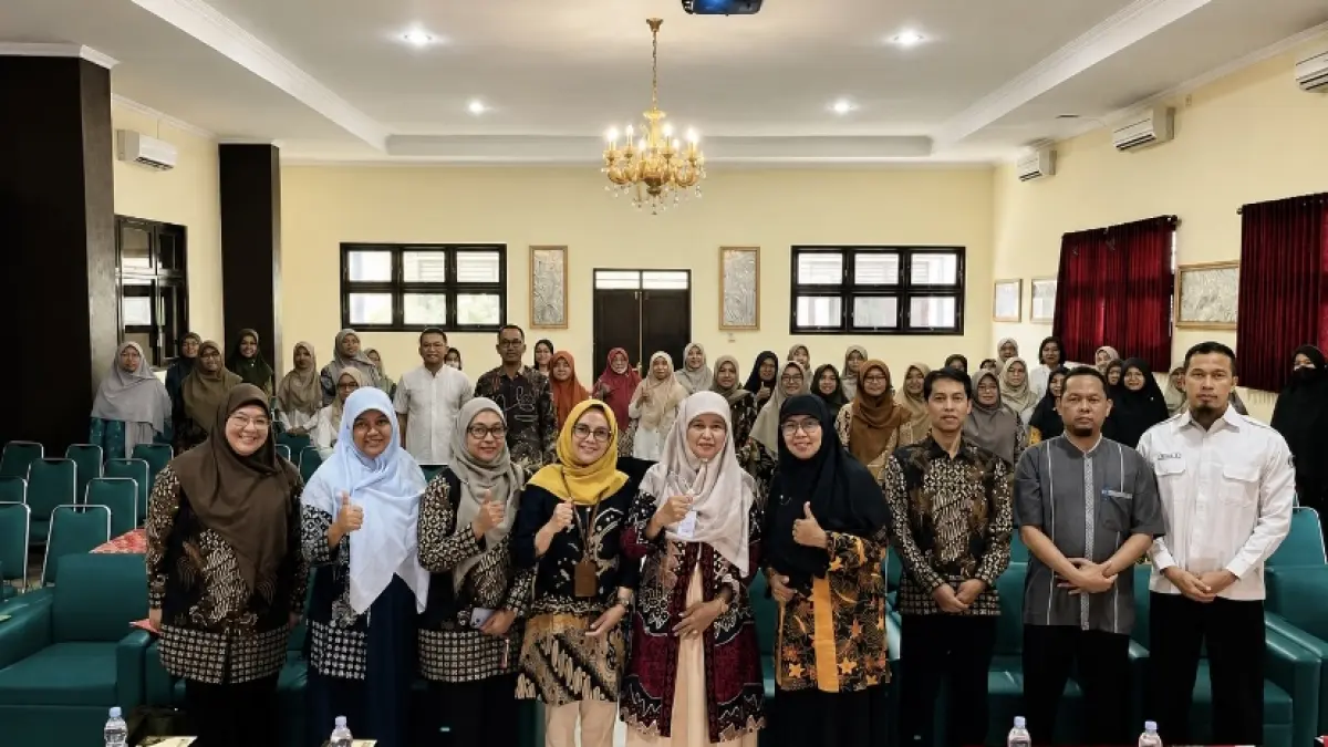 Workshop Penguatan Kompetensi Guru IPA di SMP Negeri 4 Pakem, Sleman, Rabu (1/7/2026). 
