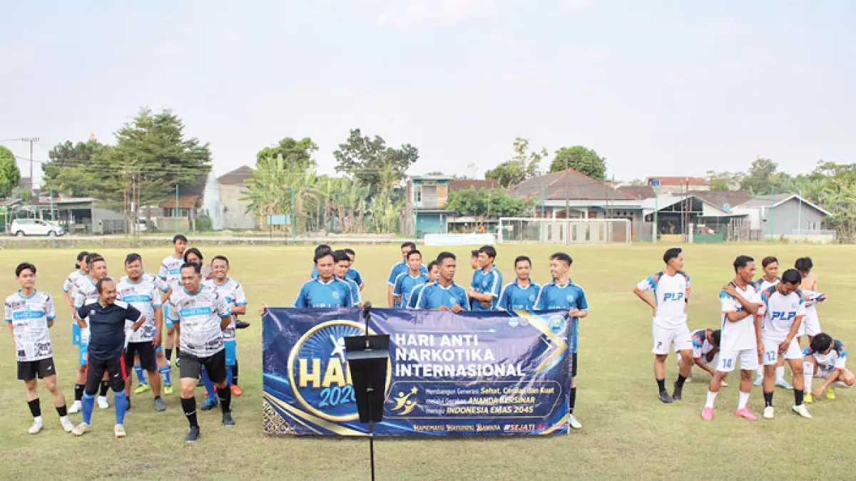HIDUP SEHAT: Ketiga tim mengikuti Trofeo Cup Bersinar di Lapangan Ganjuran, Condongcatur, Depok, Selasa (14/7/2026) sore. (Satria/Radar Jogja)