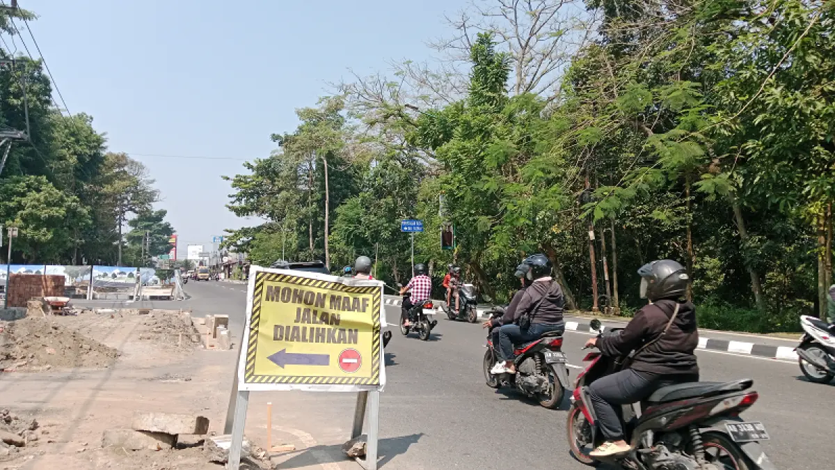 SEGMEN TERAKHIR: Proyek pembangunan jogging track Sleman terus menunjukkan peningkatan, Kamis (16/7/2026). Delima Purnamasari/Radar Jogja
