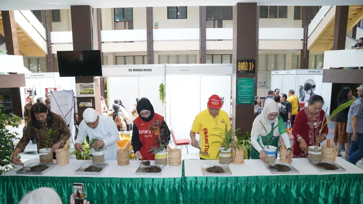 Penandatanganan empat nota kesepahaman (MoU) bersama mitra strategis serta peresmian Pojok Jamu UKDW dalam Festival Jamu Nusantara 2026, Jumat (17/7/2026).