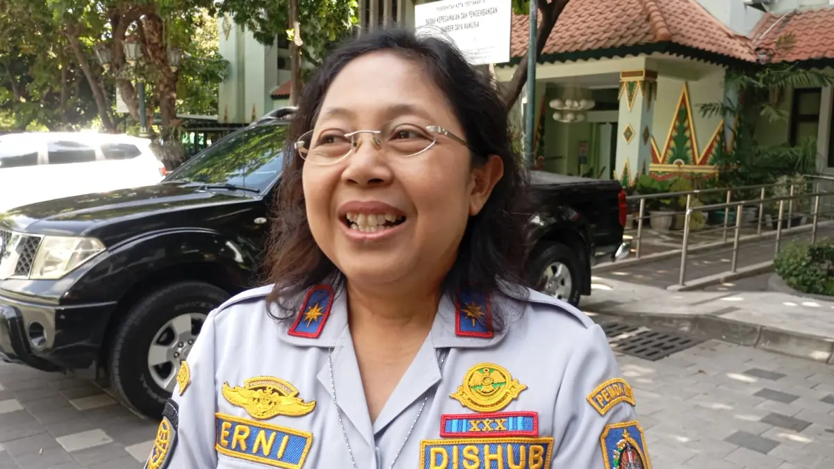 Kepala Dishub DIY Chrestina Erni Widyastuti saat ditemui di Balai Kota Jogja, Senin (20/7/2026). (Foto: IWAN NURWANTO/Radar Jogja)