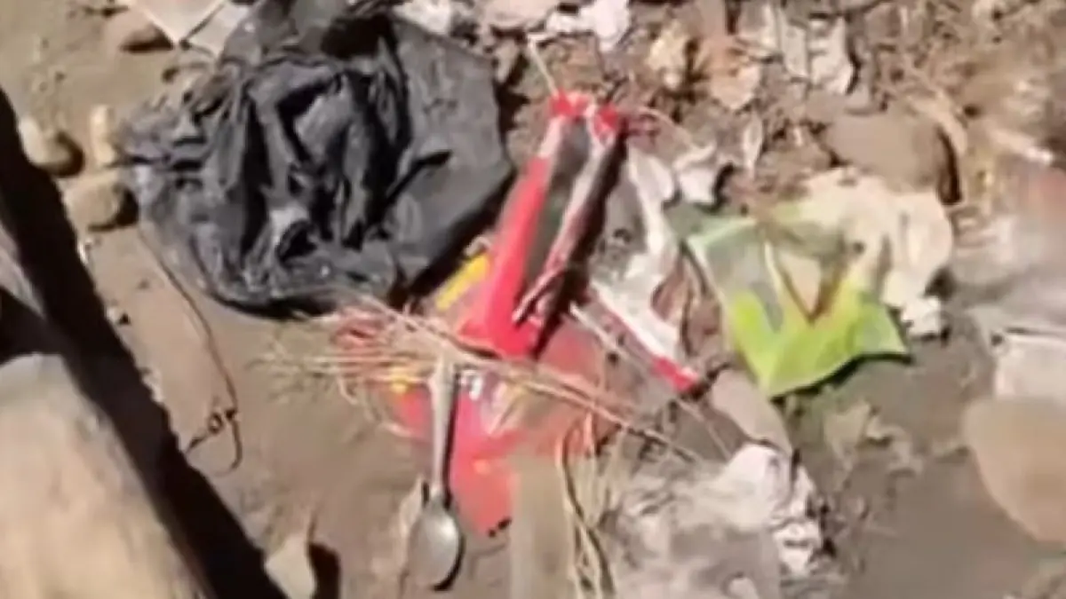 BERSERAKAN: Sampah plastik hingga kertas ditemukan di puncak Gunung Sumbing. (Dok: Tangkapan Layar Instagram @pendakilawas)