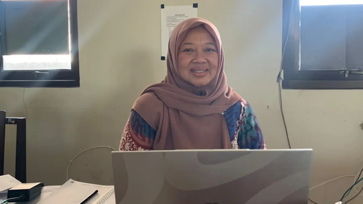 Kepala Bidang Tenaga Kerja Disdaginaker Gunungkidul, Emi Nur Aini, saat ditemui di kantornya beberapa waktu lalu. (‎Radar Jogja/Dzika Fajar)