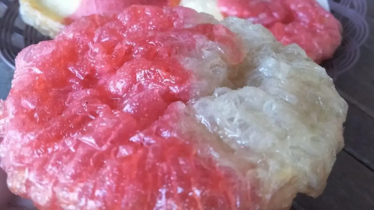 Kue cucur buatan warga Desa Temanggal, Kecamatan Adimulyo. (M Hafied/Radar Jogja)