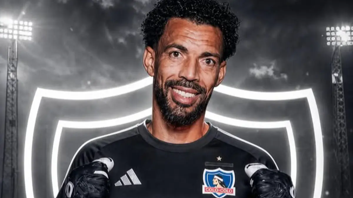 Vozinha dikabarkan capai kesepakatan dengan tim asal Chile, Colo Colo.