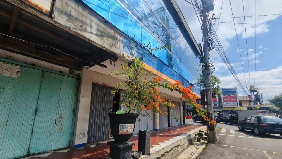 BEROPERASI: Pemkot Magelang berencana untuk menata ulang kawasan&nbsp;Shopping&nbsp;Center di depan Pasar Rejowinangun. (NAILA NIHAYAH/RADAR JOGJA)