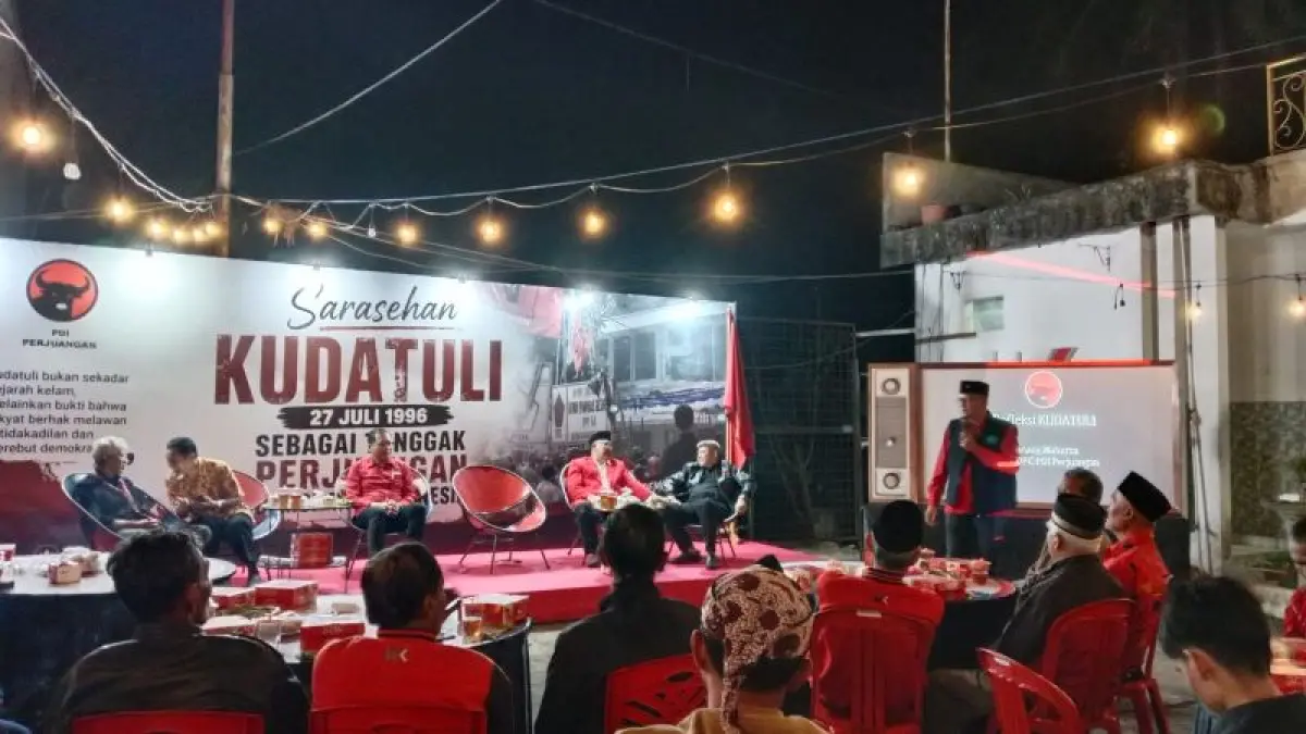 Penyelenggaraan Sarasehan Kudatuli yang digelar oleh DPC PDI Perjuangan Sleman pada Sabtu (25/7) malam. (Delima Purnamasari/Radar Jogja)