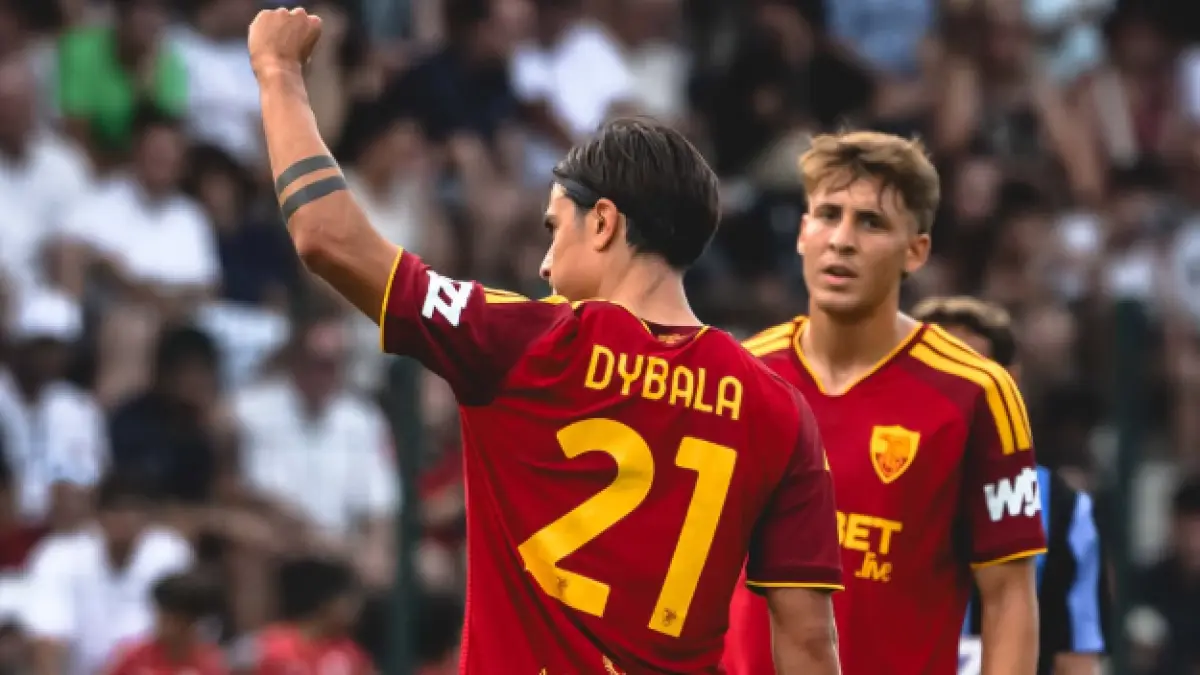 Paulo Dybala cetak dua gol dalam hasil imbang Roma lawan AS Cannes.