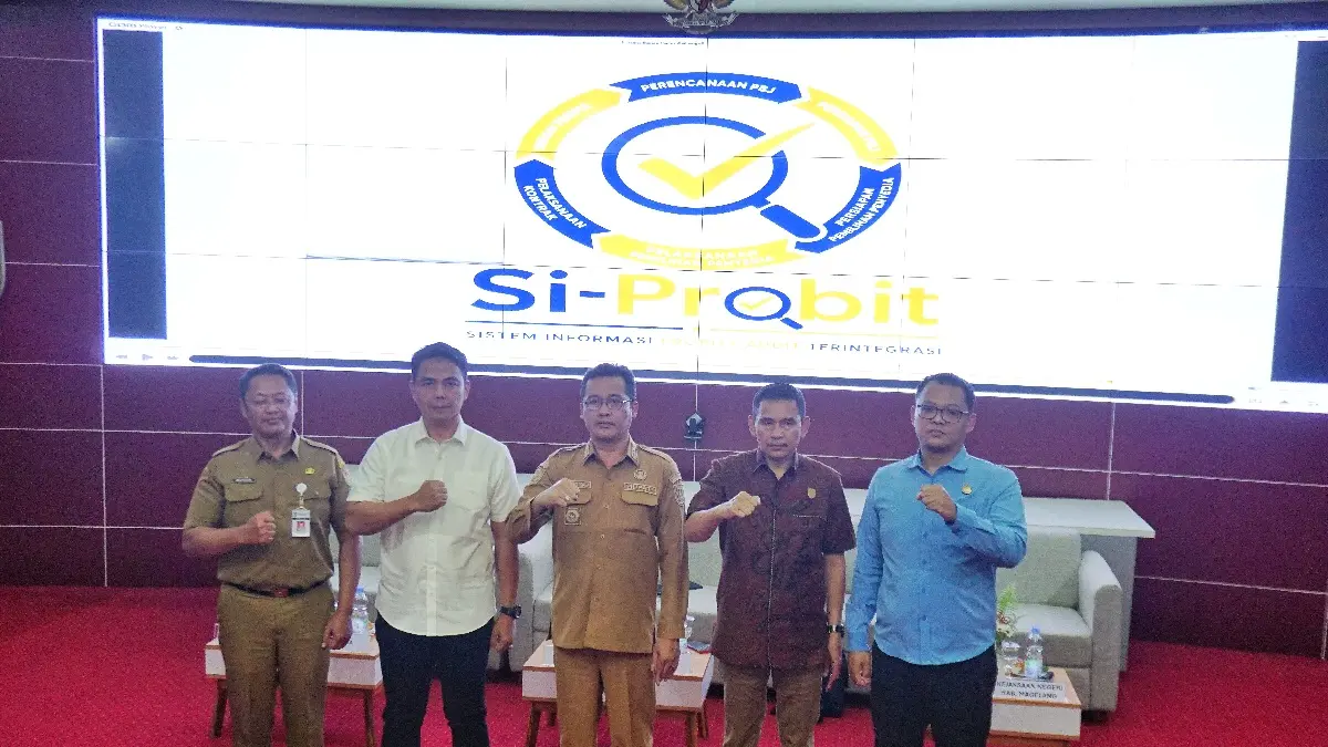 Bupati Magelang bersama jajarannya saat meluncur Sistem Informasi Probity Audit Terintegrasi (Si-Probit), Selasa (28/7).