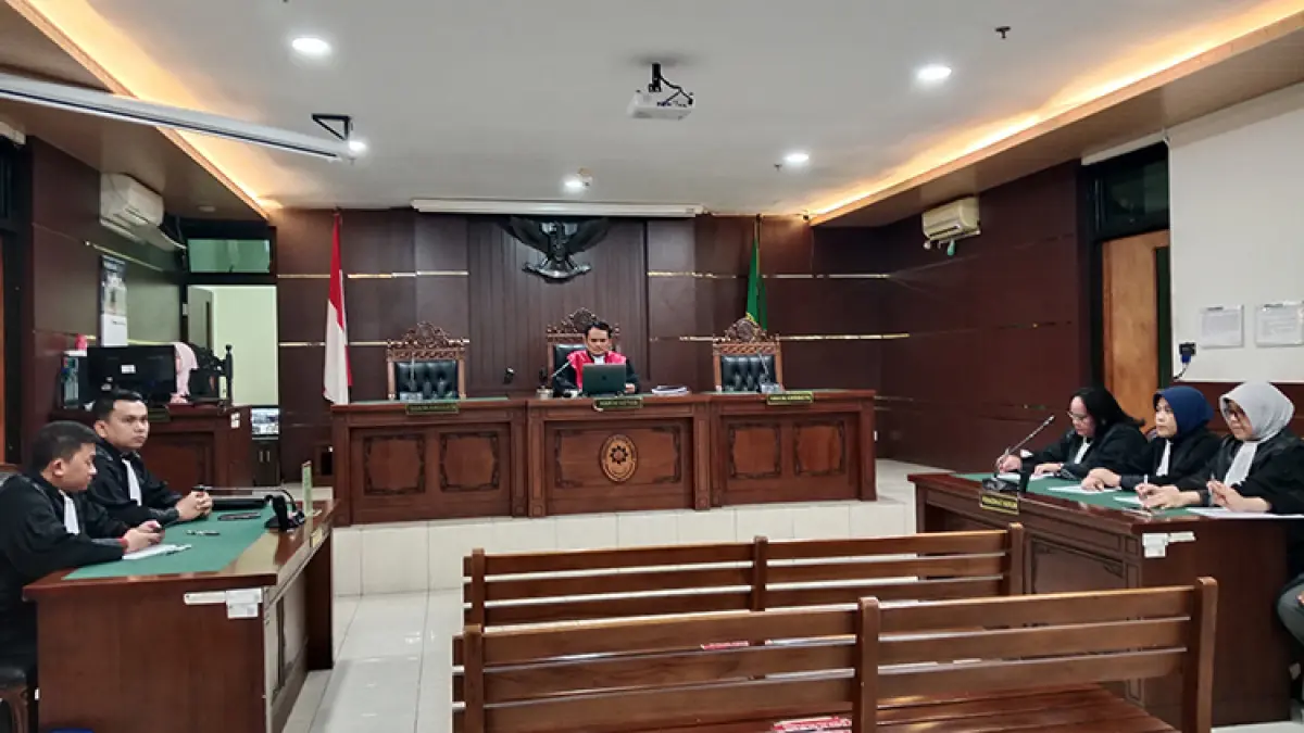 DIKABULKAN: Sidang putusan praperadilan dengan pemohon Raudi Akmal di Pengadilan Negeri Sleman, Selasa (28/7/2026). 