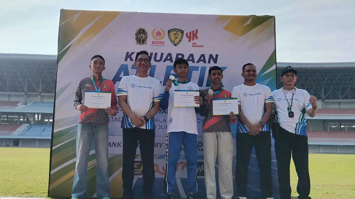 Para atlet atletik Kota Jogja yang berprestasi. Rizky Wahyu/Radar Jogja&nbsp;
