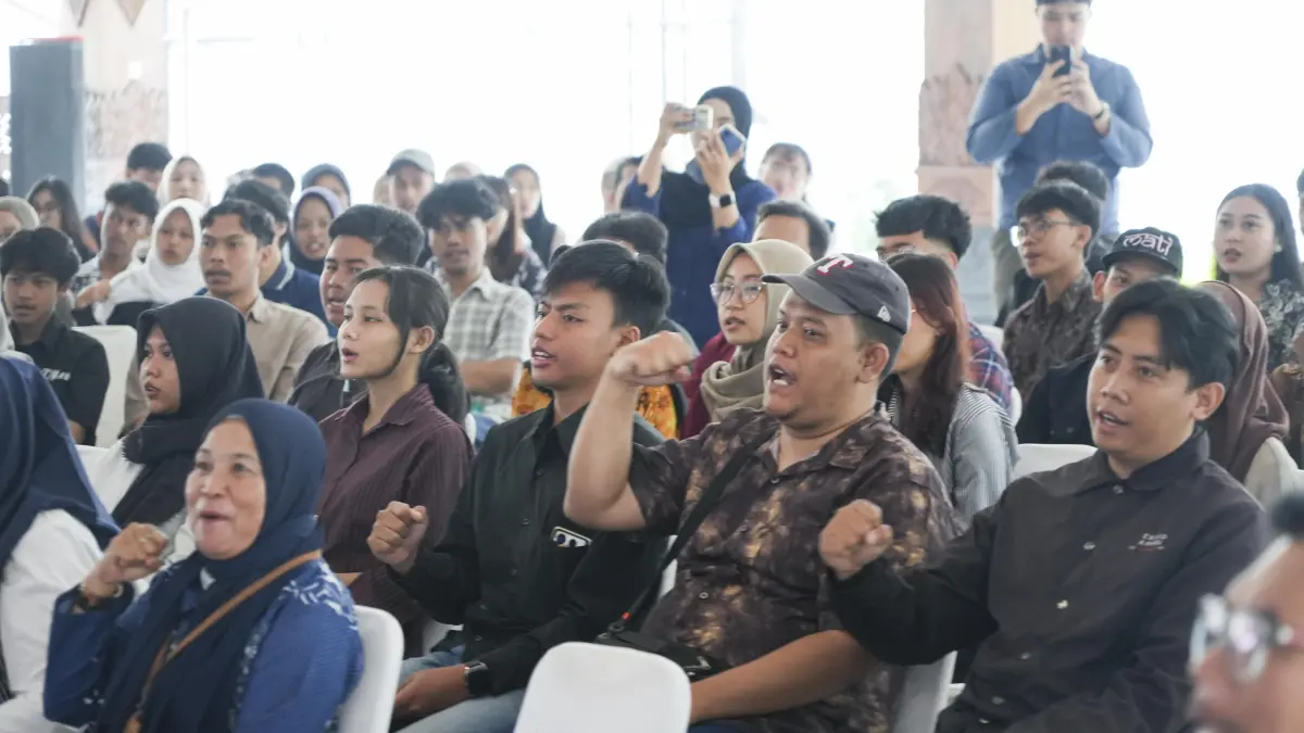 Wali Kota Magelang saat memberikan arahan pada pelatihan kepemudaan local champion di Pendopo Pengabdian, Kamis (30/7).