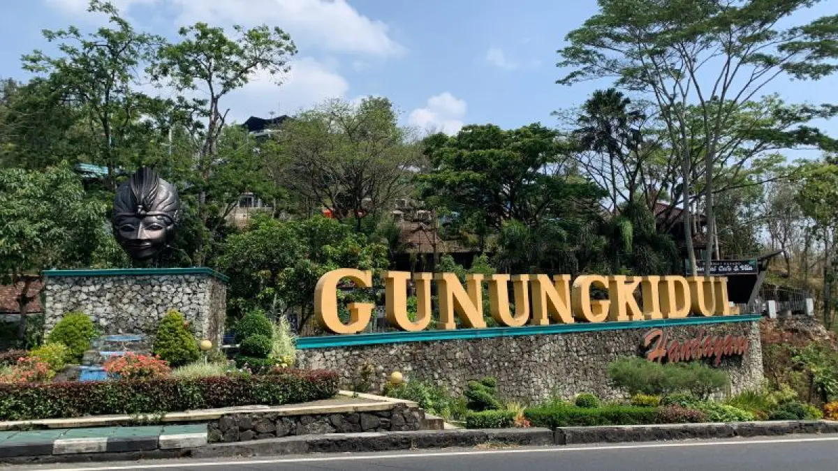 Ikon penanda masuk wilayah Kabupaten Gunungkidul. (Dzika Fajar/Radar Jogja)