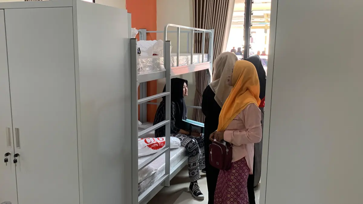 Tugas Tambahan Guru SR Kulon Progo, Menenangkan dan Menemani Siswa Tidur di Asrama, Biasakan Gosok Gigi hingga Tanggung Jawab jika Ngompol