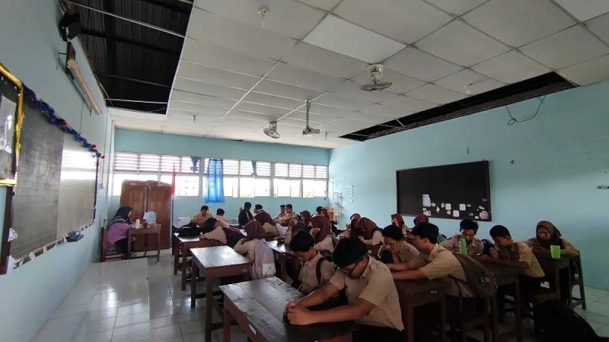 BELAJAR MENGAJAR: Beberapa murid di SMPN 1 Jetis sedang mengikuti pembelajaran mengajar di kelas. Cintia Yuliani/Radar Jogja