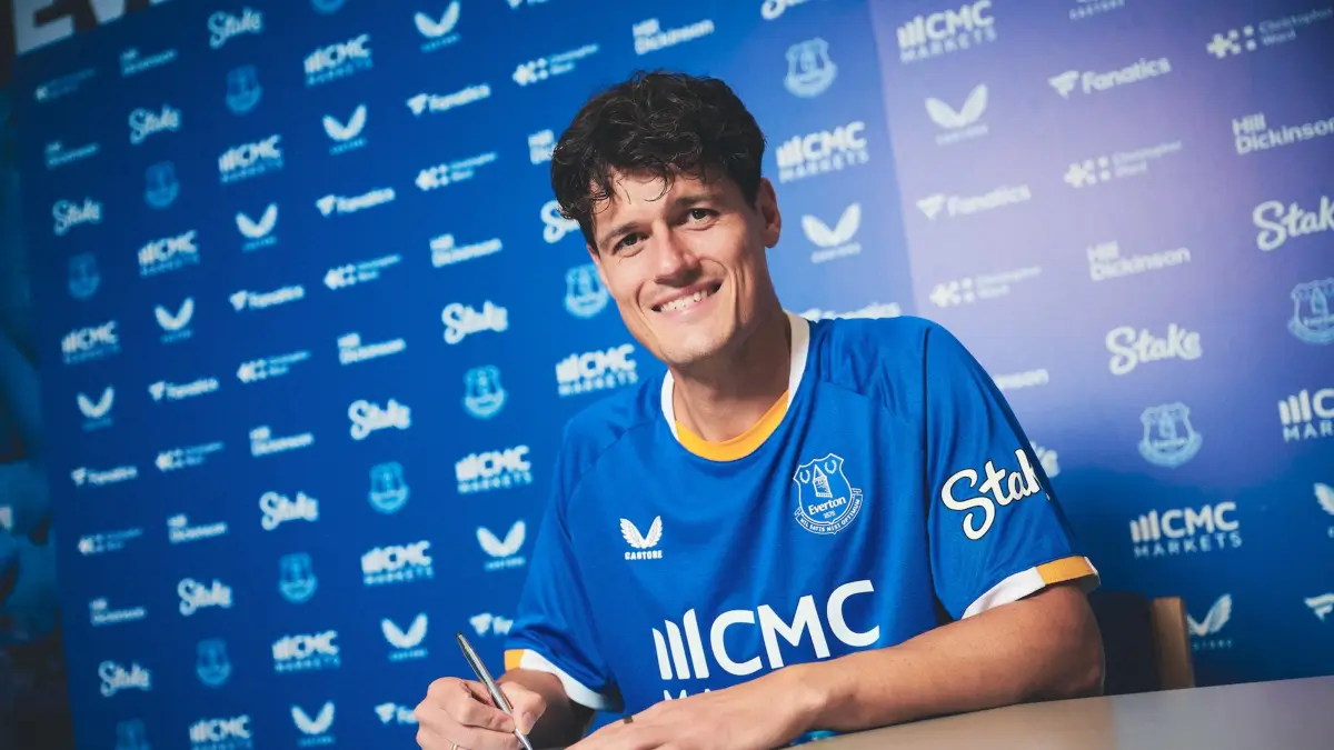 Christian Norgaard resmi menjadi pemain anyar Everton.