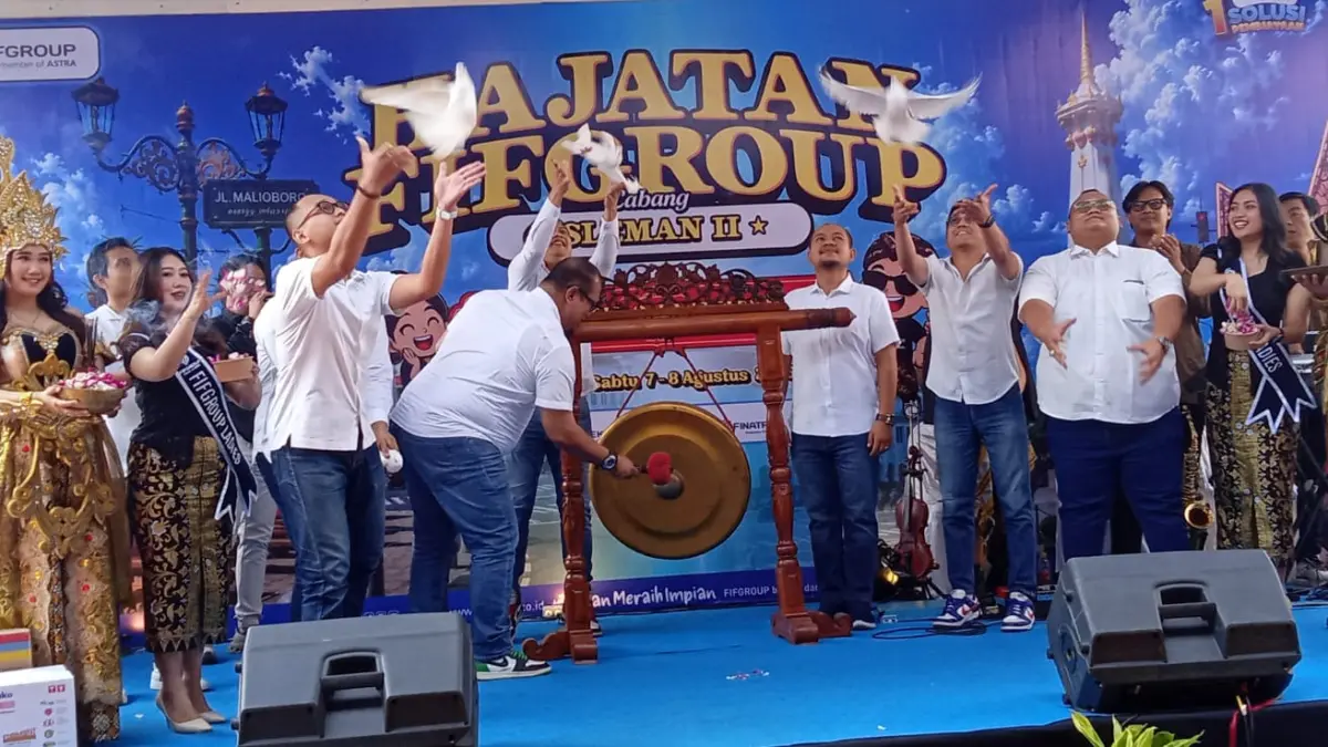 Hajatan FIFGROUP Sleman II Padukan Festival Kuliner UMKM, Hiburan Musik, dan Bakti Sosial

