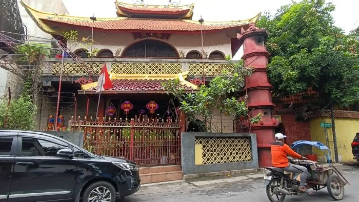 TERTUA: Kelenteng Hok Tien Hian di Jalan Dukuh Surabaya, disebut-sebut sebagai salah satu yang tertua di Surabaya
