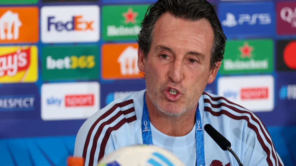 Manajer Aston Villa, Unai Emery optimis tim besutannya mampu kalahkan juara Eropa, Paris Saint-Germain.