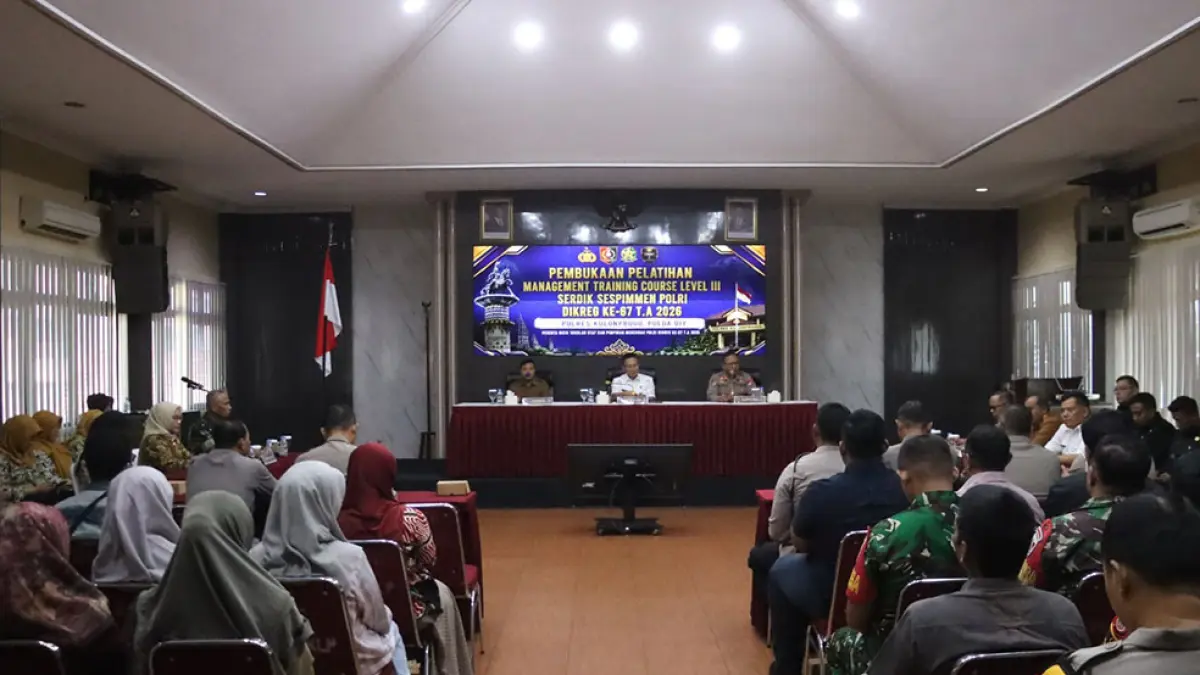 BERKUNJUNG: Kapolres Kulon Progo AKBP Ridho Hidayat &nbsp;saat menerima kunjungan peserta Management Course (MC) Level III Sespimmen Polri Angkatan ke-67, Kamis (13/8).&nbsp;Dok. Polres Kulon Progo
