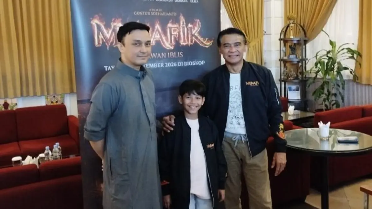 Pemain film Munafik: Melawan Iblis, Dimas Aditya, Faqih Alaydrus, dan Donny Damara ditemui di Sleman pada Sabtu (15/8/2026).&nbsp;
