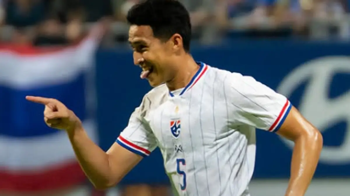 Selebrasi Seksan Ratree setelah mencetak gol kemenangan Thailand atas Singapura di leg pertama semifinal ASEAN Championship 2026.