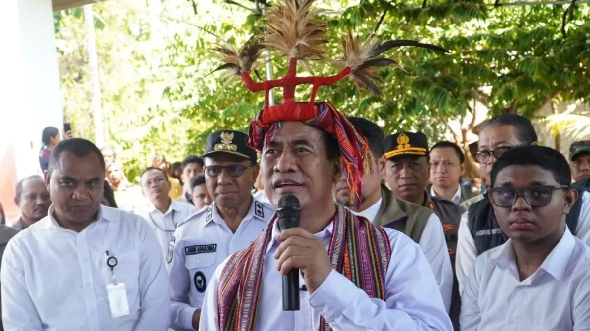 Kami pastikan bantuan beras disalurkan untuk membantu memenuhi kebutuhan pangan masyarakat terdampak gempa di Nusa Tenggara Timur,” ujar Mentan Amran, Minggu (16/8/2026).