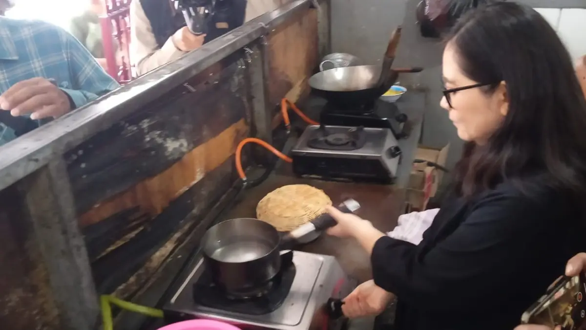 Pemakaian gas dari jargas PGN di Nasi Goreng Mas Wit Gejayan, Sleman