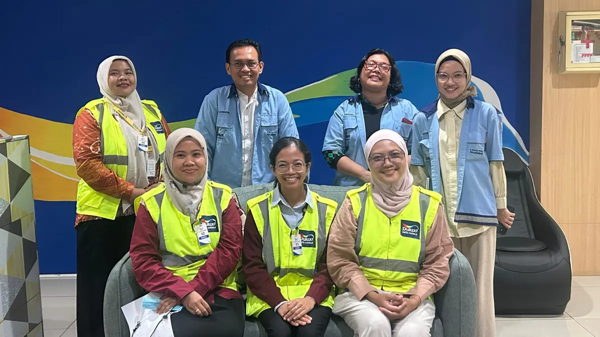  Praktik Kerja Lapangan (PKL) di SMK-SMTI Yogyakarta 