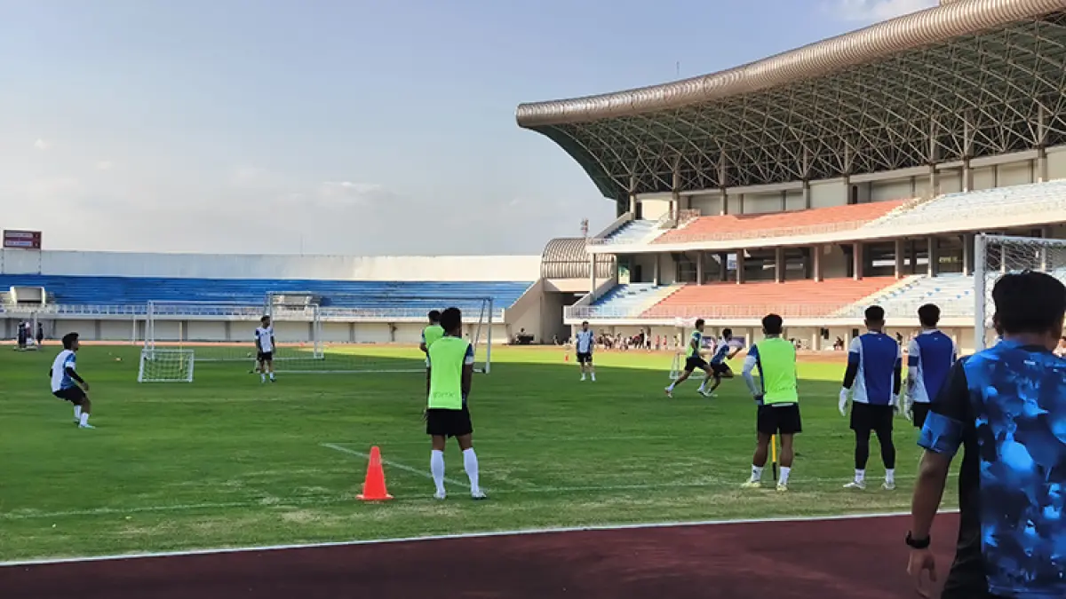 Para pemain PSIM Jogja saat menjalani sesi latihan rutin. (Foto: Fahmi Fahriza/Radar Jogja)
