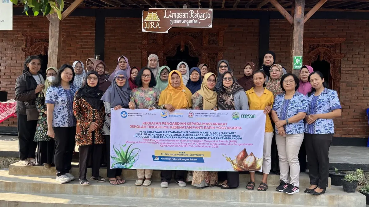  Tim Dosen&nbsp; Stikes Panti Rapih bersama dengan mitra Kelompok Wanita Tani (KWT) Lestari, Padukuhan Tegalsari, Pakembinangun.