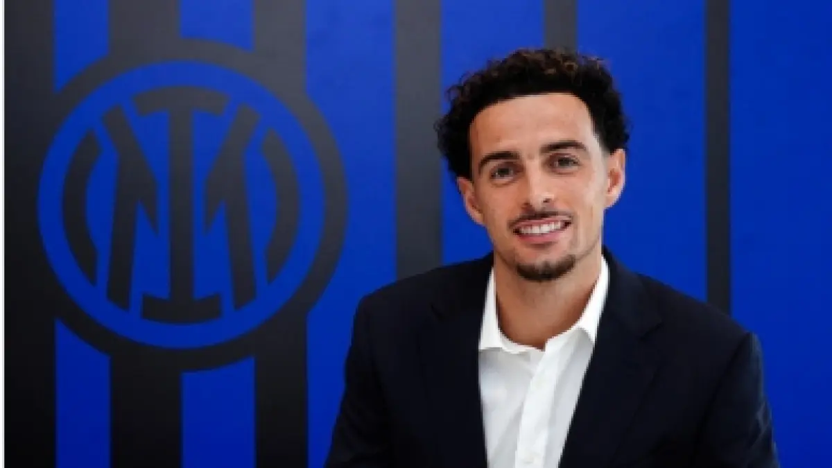 Curtis Jones resmi meninggalkan Liverpool
