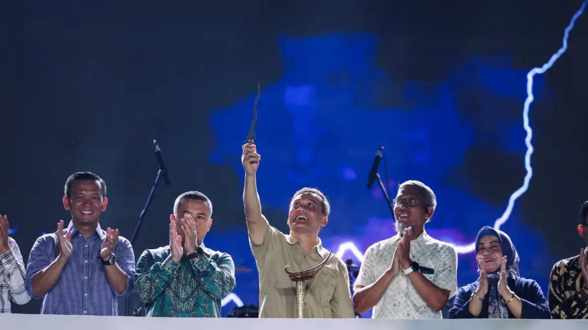 Gubernur Jateng Ahmad Luthfi saat menghadiri Harmony of Java 2026, rangkaian peringatan Hari Jadi ke-81 Provinsi Jawa Tengah, di Pusat Rekreasi dan Promosi Pembangunan (PRPP) Jawa Tengah, Semarang, Sabtu (22/8/2026) malam.