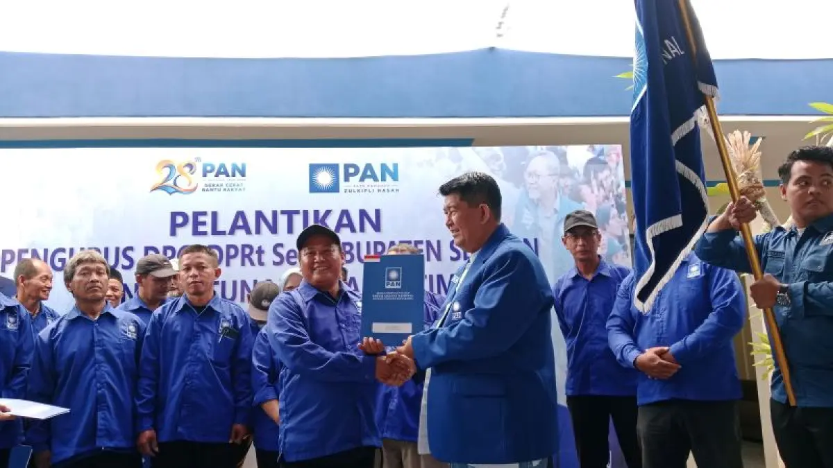 SIMBOLIS: Pelantikan 17 ketua Dewan Pimpinan Cabang (DPC) se-Kabupaten Sleman Minggu (23/8). (Delima Purnamasari/Radar Jogja)
&nbsp;