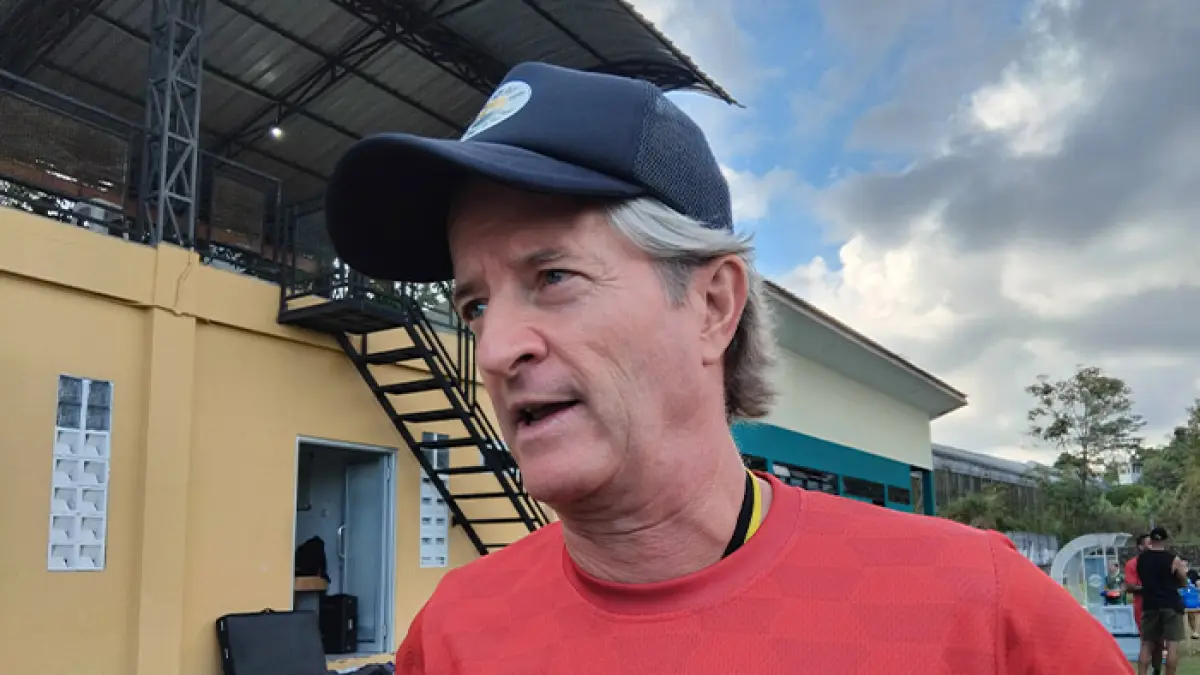 Pelatih PSS Sleman Pieter Huistra. (Rizky Wahyu/Radar Jogja)