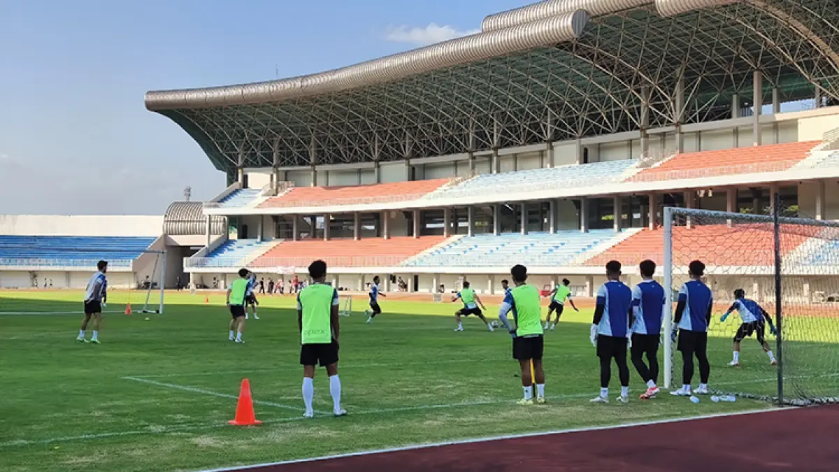 Para pemain PSIM Jogja saat menjalani sesi latihan rutin. (Fahmi Fahriza/Radar Jogja)