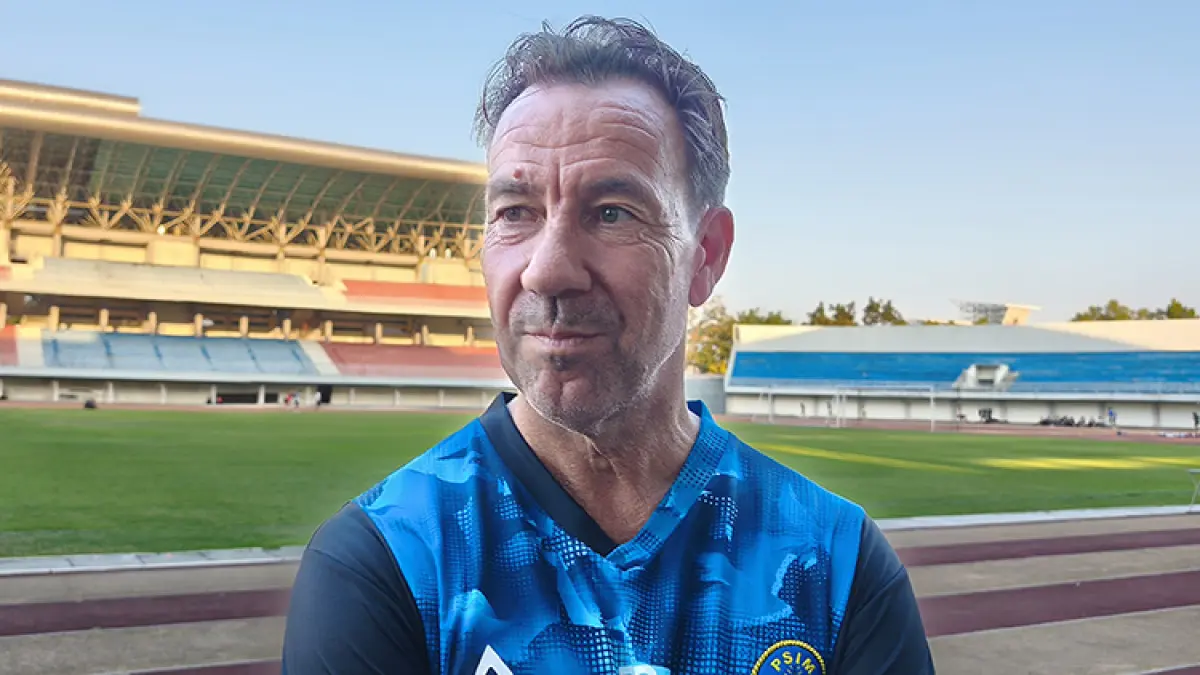 Pelatih PSIM Jogja Jean Paul Van Gastel. (Foto: Fahmi Fahriza/Radar Jogja)