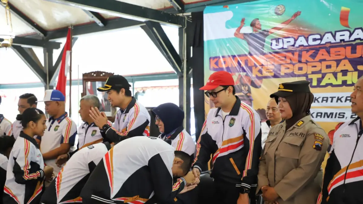 Prosesi pelepasan atlet Purworejo sebelum mengikuti ajang Pekan Olahraga Pelajar Daerah (Popda) tingkat Provinsi Jawa Tengah Tahun 2026. (Dokumentasi Prokopim Purworejo)

&nbsp;