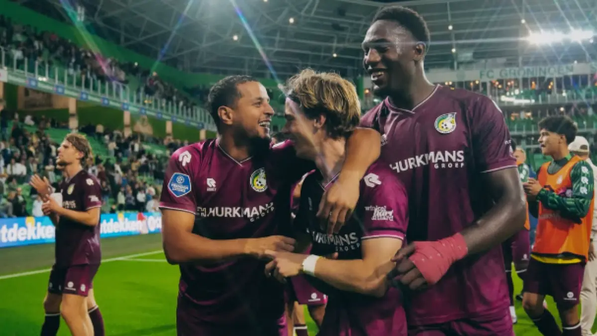 Para pemain Fortuna Sittard rayakan kemenangan atas Groningen dalam laga lanjutan Eredivisie.