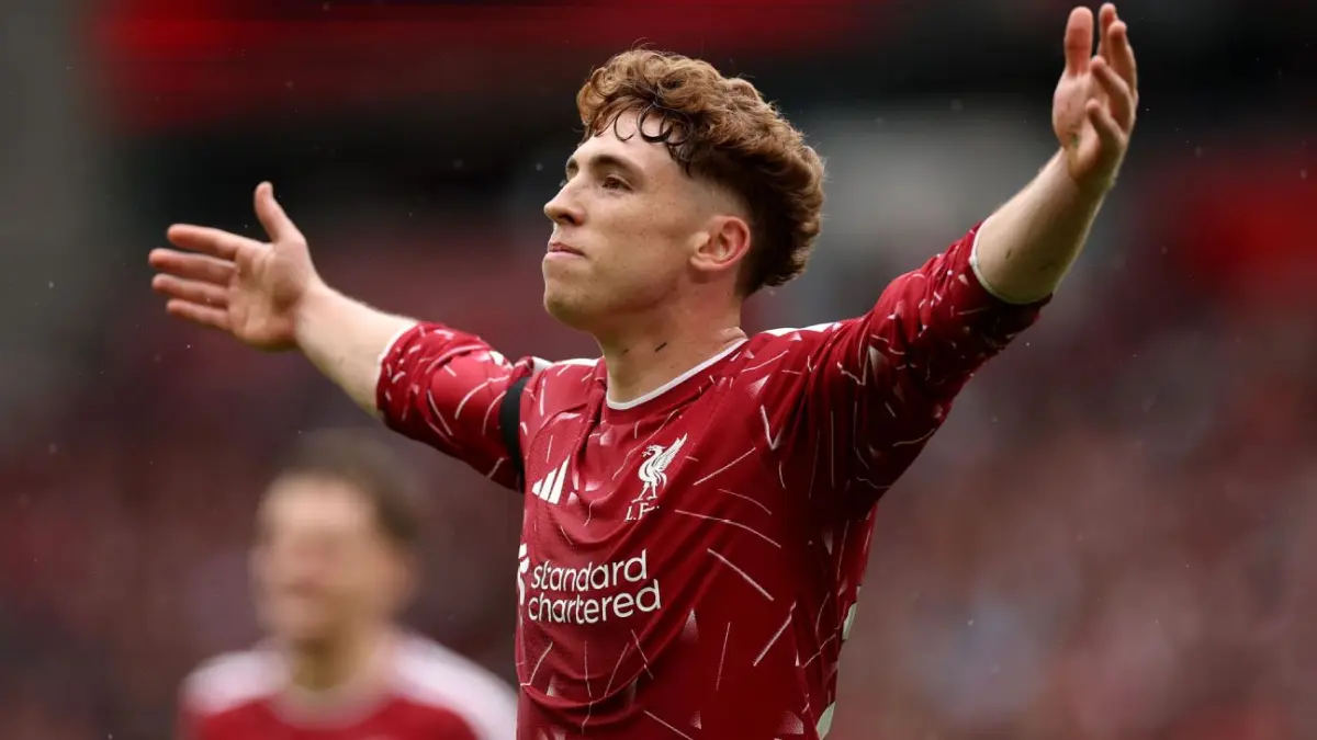Selebrasi Victor Munoz setelah mencetak gol dalam hasil imbang Liverpool melawan Nottingham Forest.