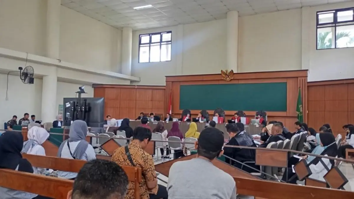 BERLANJUT:&nbsp;Sidang lanjutan kasus kekerasan terhadap anak di Daycare Little Aresha di Pengadilan Negeri Jogja, Senin (31/8).&nbsp; Agenda sidang&nbsp; berupa pemeriksaan saksi-saksi. (IWAN NURWANTO/RADAR JOGJA)