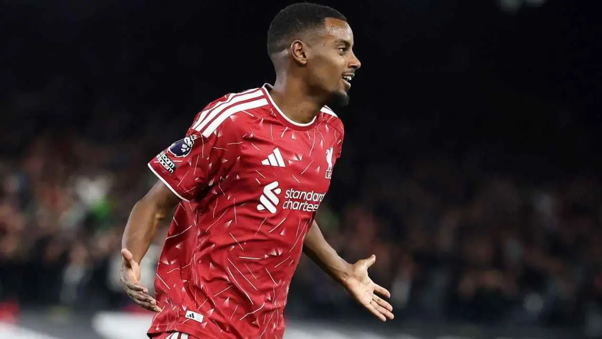 Alexander Isak cetak dua gol untuk membawa Liverpool taklukkan Ipswich Town.